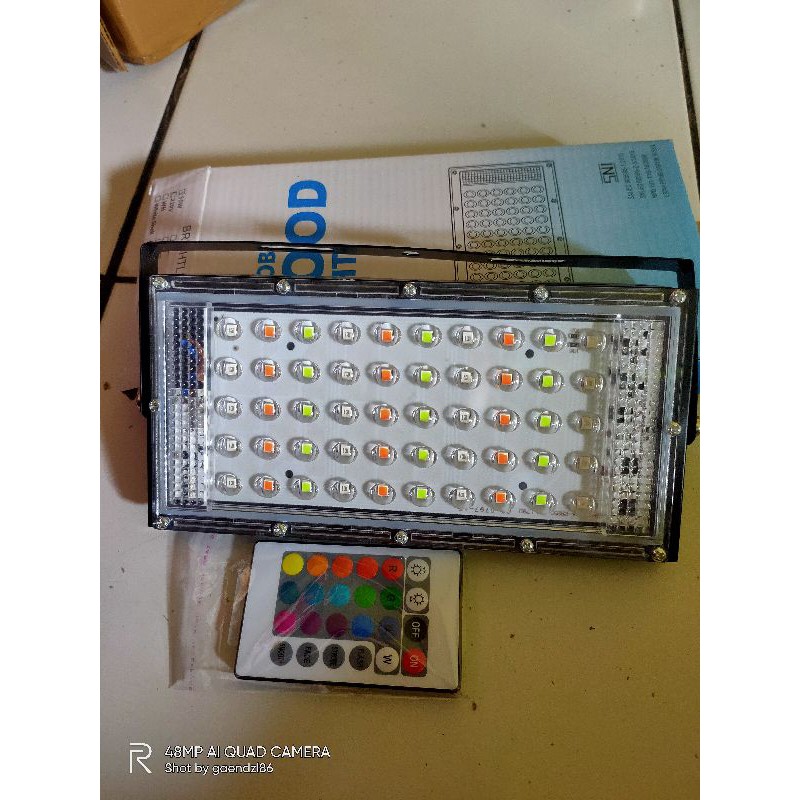 Lampu led 50 watt RGB dan Arus DC