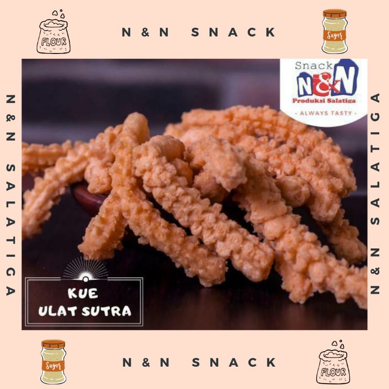 

Kue Ulat Sutra, Kremus, Akar Kelapa Premium N&N Snack Salatiga