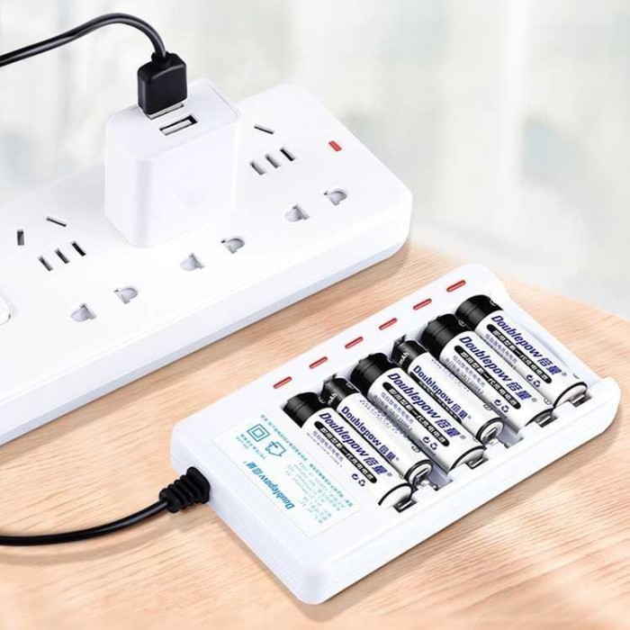 Charger Baterai 6 Slot Free 6Pcs AAA 6Pcs AA