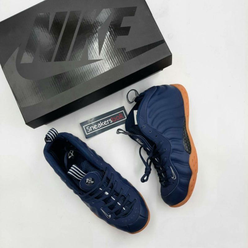 foamposite one midnight navy