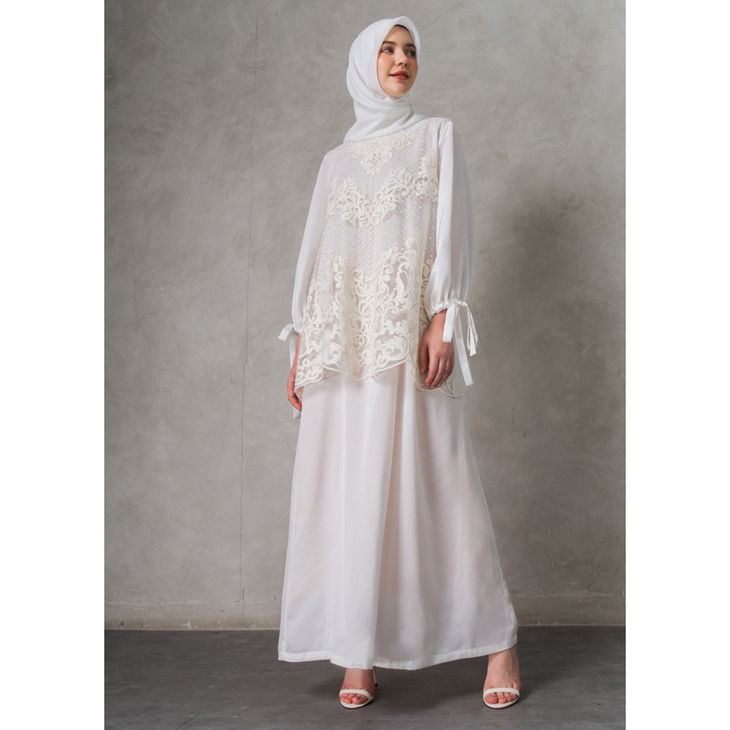 

Faia Dress Broken White