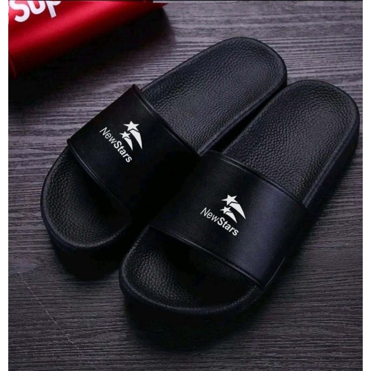 SANDAL SLOP PRIA TERBARU / SANDAL PRIA / SANDAL SLIDE / SANDAL KARET HITAM / SANDAL PRIA KEKINIAN /SANDAL DISTRO TERBARU NEW STAR