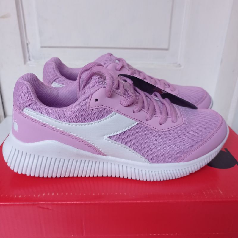 sepatu diadora eagle 3