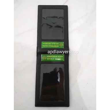 

Name Tag Id Card Holder Kulit Logo Kemenag Kementerian Agama RI Indonesia 2 sisi Tempat Wadah Kartu Penyimpanan Kartu hitam kwalitas bagus PREMIUM