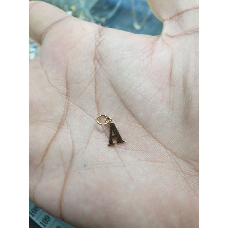 kalung emas italy inisial A emas 750