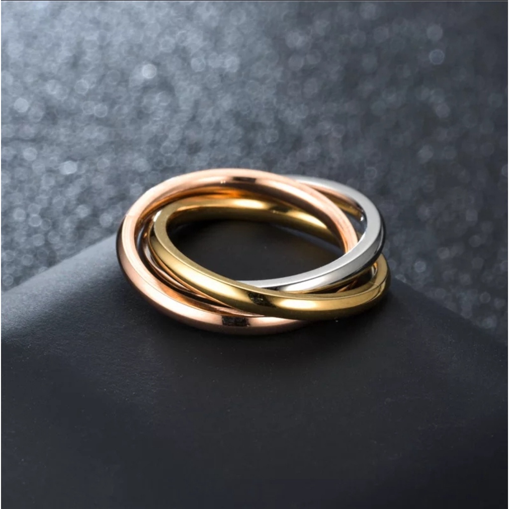Cincin Titanium Model 3 Rings Kombinasi Warna Saling Bertautan