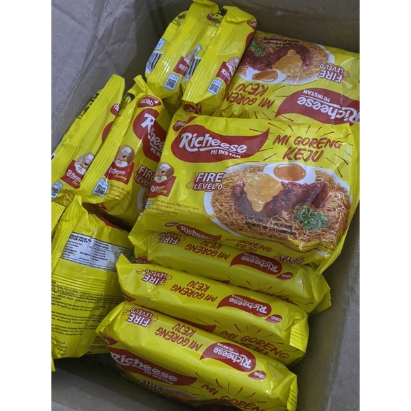 

Richeese mie instan