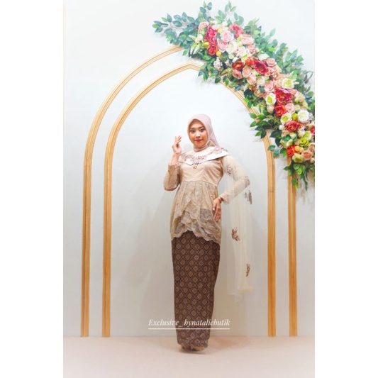 Kebaya Anjani Kebaya Wedding Lamaran Kebaya Wisuda Bridesmaid Dress