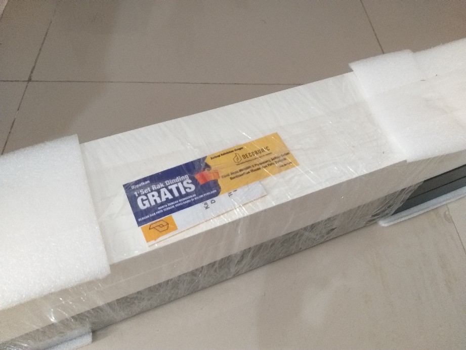 Set Rak Ambalan Dinding Minimalis 4 Pcs Uk. 60,60,60,60 Cm