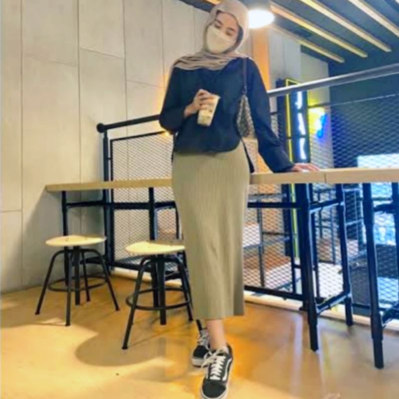 ROK SPAN RAJUT 7/8 JUMBO XXL / ROK SPAN KNITTED STANDAR JUMBO / ROK SPAN RAJUT PENDEK STANDAR JUMBO / ROK SPAN RIB RAJUT KNIT PENDEK / ROK SPAN RAJUT KNITTED / MAXI SKIRT JUMBO PENDEK DI ATAS MATA KAKI / SABBY SKIRT LOOK (PETITE SIZE TO PLUS SIZE)