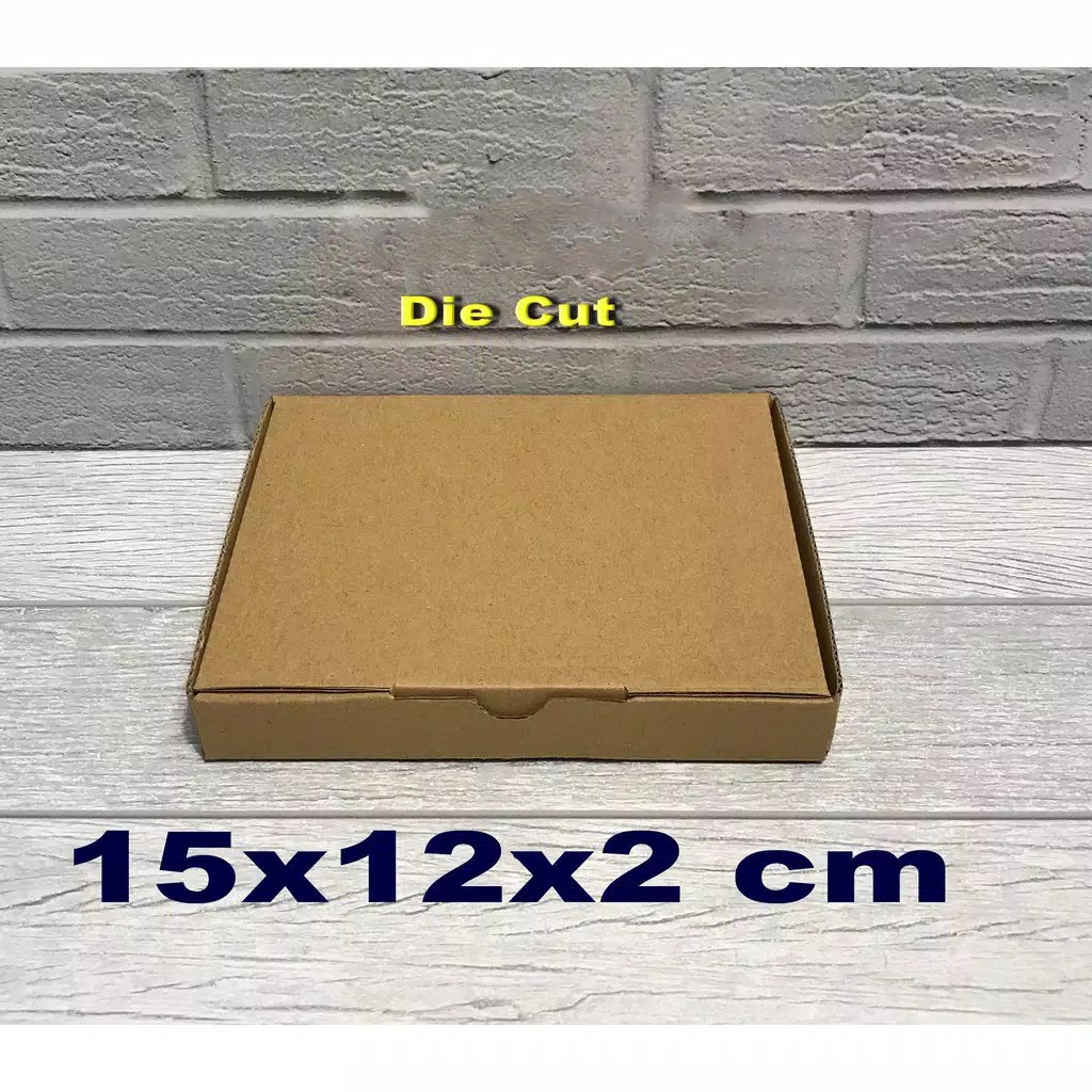 

Kardus 15 x 12 x 2 cm ....Die cut
