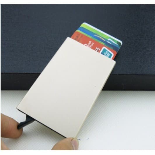 

Aman Dompet Kartu Metal Case Card Holder Rfid Protection X-1 - Hitam Bagus