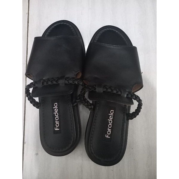 Sandal Faradela