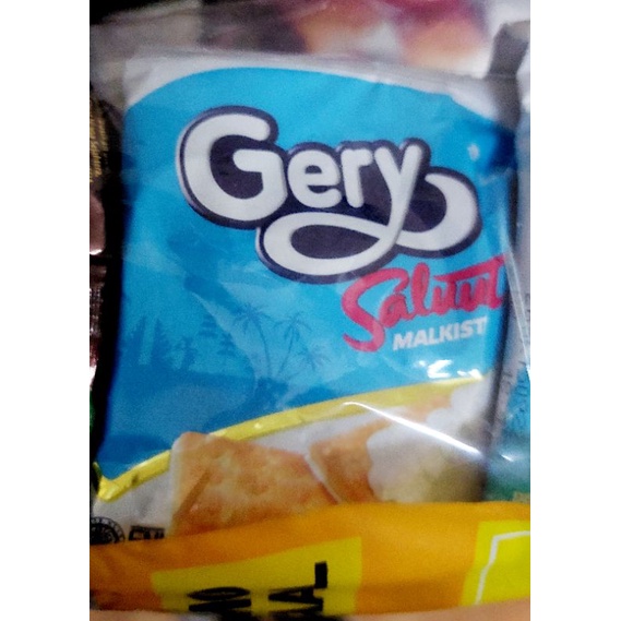 Gery Saluut Malkist ecer 1000 ( 18 gr x 10 pcs )