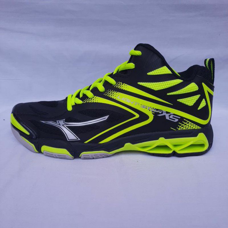 sepatu voli mitzuda light star X5 MiD