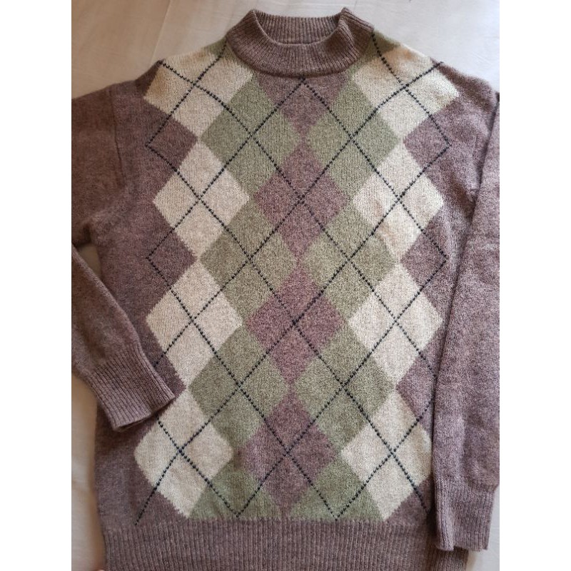 Sweater Rajut Argyle Cream Green Sage