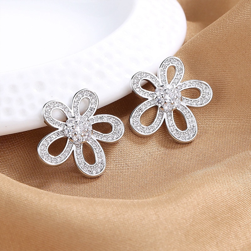 Anting Stud Desain Bunga Matahari Daisy Aksen Kristal Sparkly Bahan Logam Warna Emas Untuk Wanita