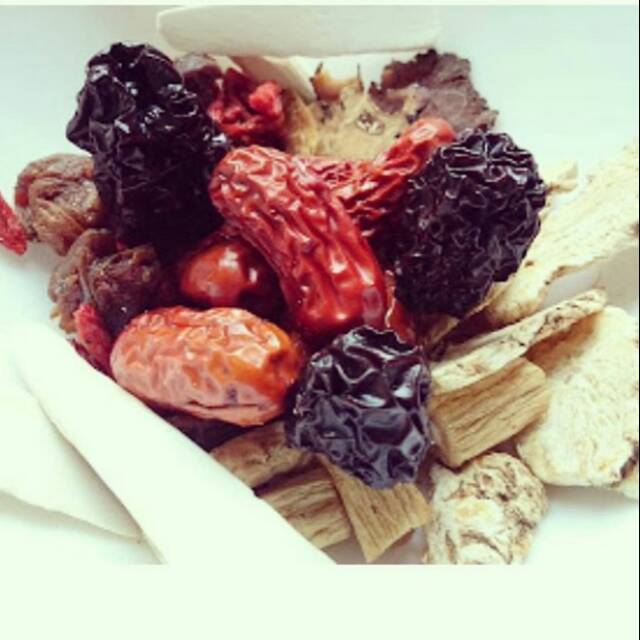 Ramuan herbal sup ciak po untuk wanita sehabis melahirkan