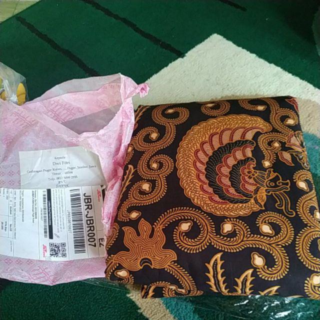 Batik Halus Solo Istimewa 2102 (meteran)