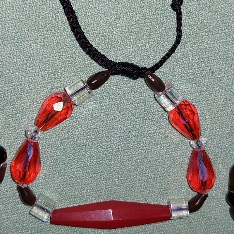 gelang lilis lamiang ,  jelei pilus  kristal, khas dayak