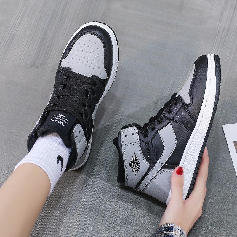 RK Collection - Sepatu Sneakers Wanita Semi Boots New Sport JD02-6