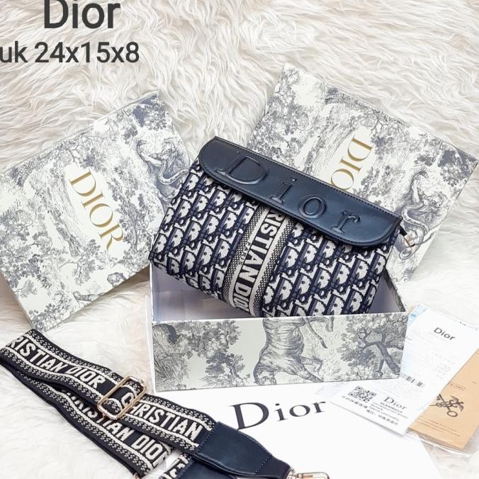 

Tas dior amplop