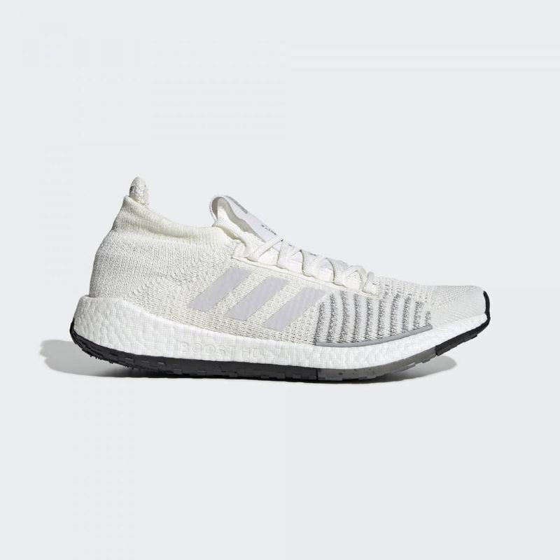 Sepatu Running Adidas Pulseboost White Pulseboost HD White Original