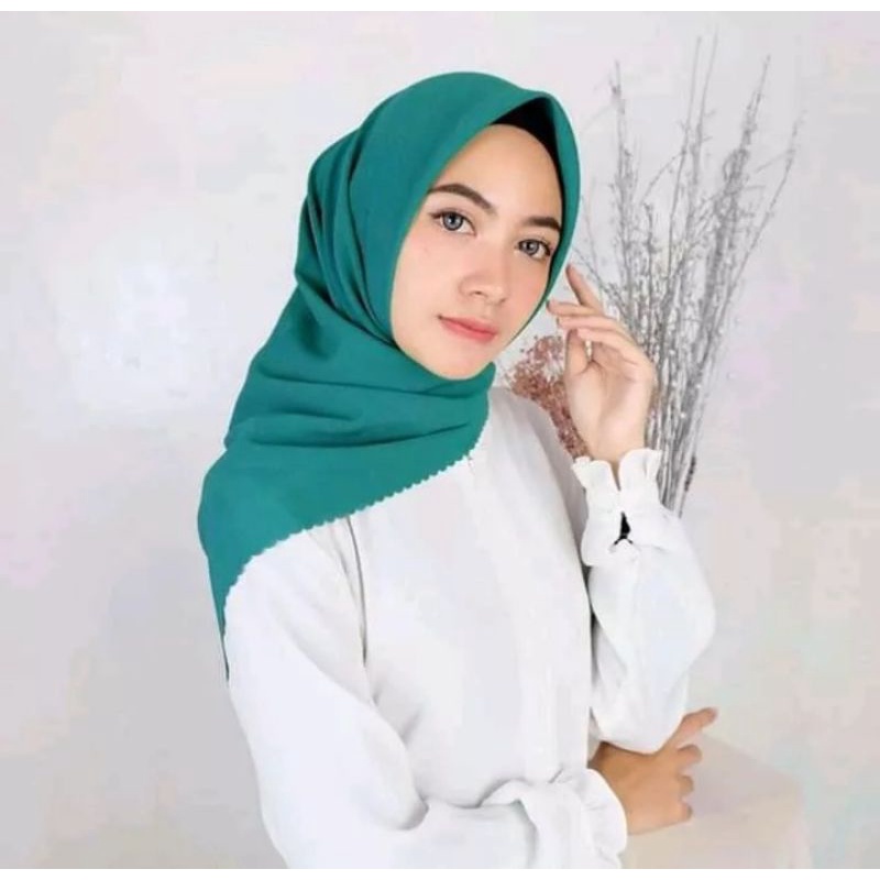 HIJAB VOAL LASERCUT AZARA JILBAB SEGIEMPAT POLOS UKURAN 110X110CM KERUDUNG MUSLIM IMPOR