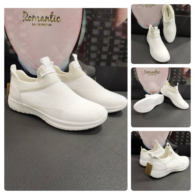 Yongki Komaladi sneaker White limited edition