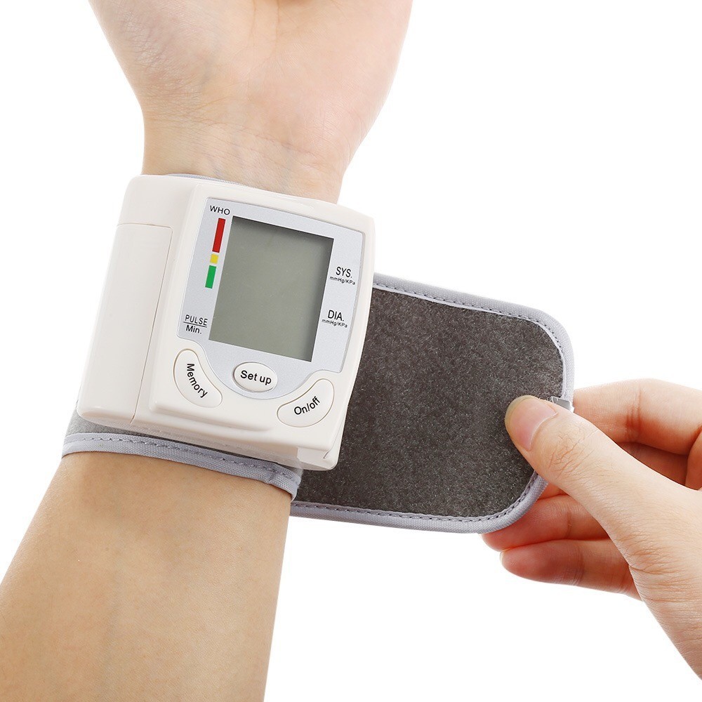 Tensi Digital Tensimeter Tekanan Darah Jantung Alat Kesehatan Tensi Meter Alat Ukur Tekanan Darah