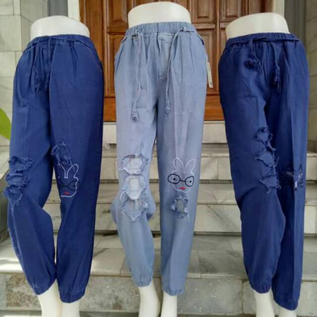  Celana  Jogger  Jeans  Wanita  Sobek Model Baju Trending