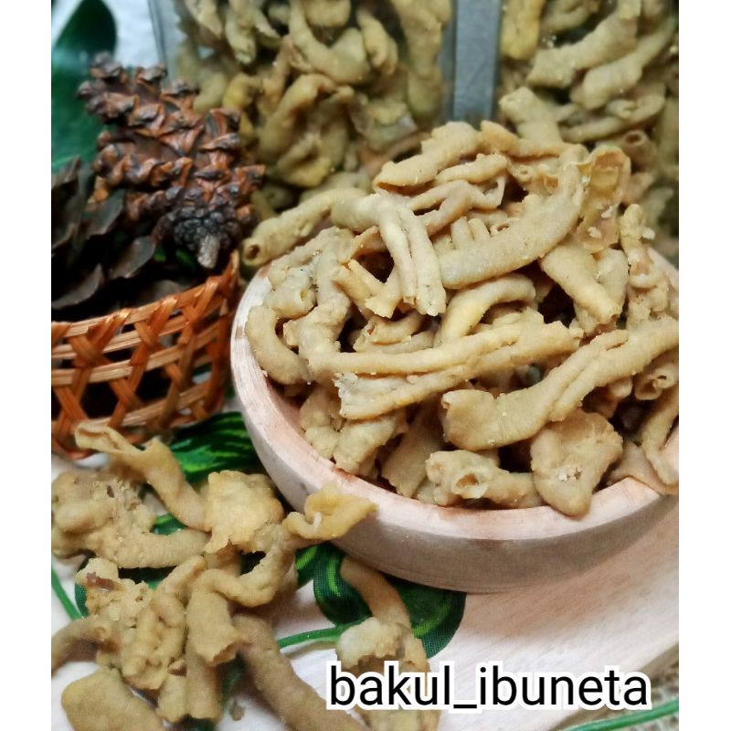 

usus goreng / kripik usus