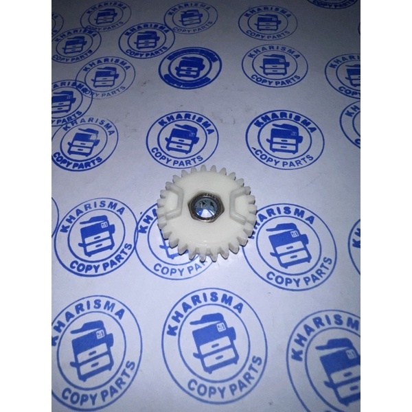 Gear, 27T + Bearing ( Fixing ) iR 5000 5020 6000 6020 6570 5075