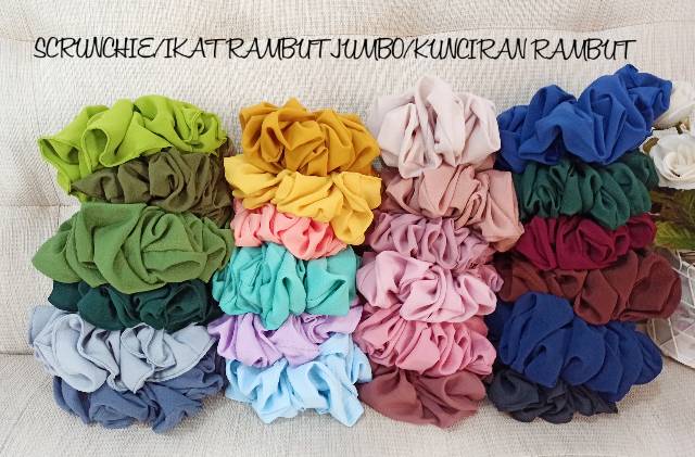 SCRUNCHIE JUMBO SEDANG / Ikat Rambut /  Kunciran Rambut Bervolume