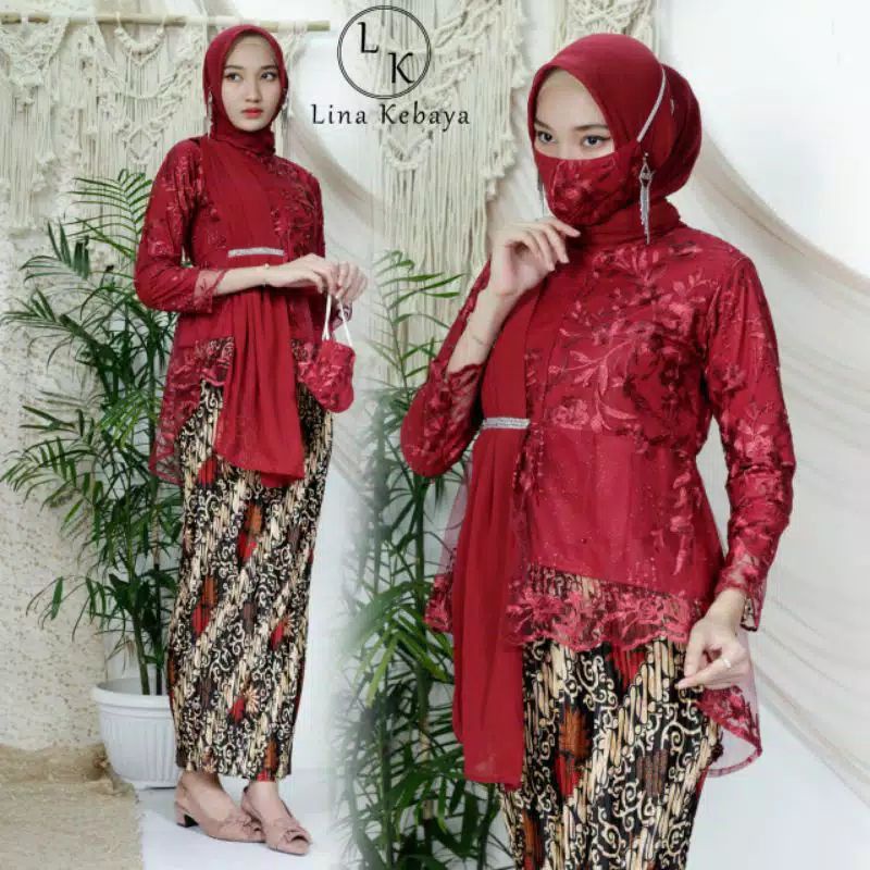 KEBAYA / KEBAYA TULE / KEBAYA TILLE / KEBAYA TULLE / KEBAYA TILE / KEBAYA MODERN / BAJU KEBAYA-SET MAROON
