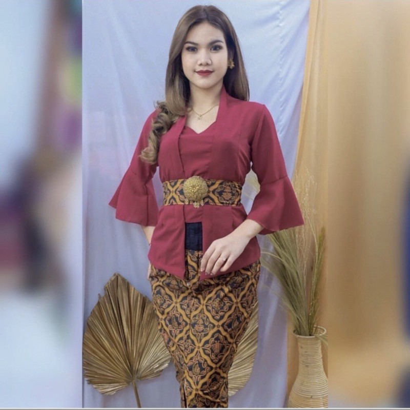 (kebaya saja) kebaya bali rumbai moscreft ceruty lengan terompet-Maron