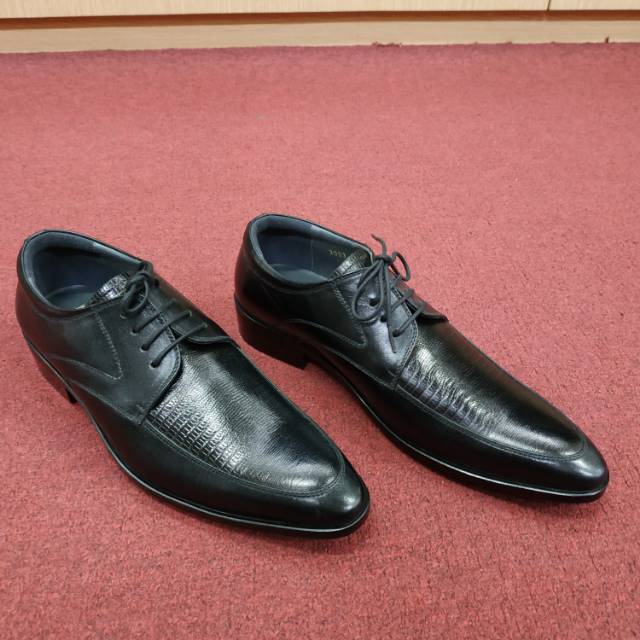 Sepatu Pantofel kulit by Sin Lie Seng 3003