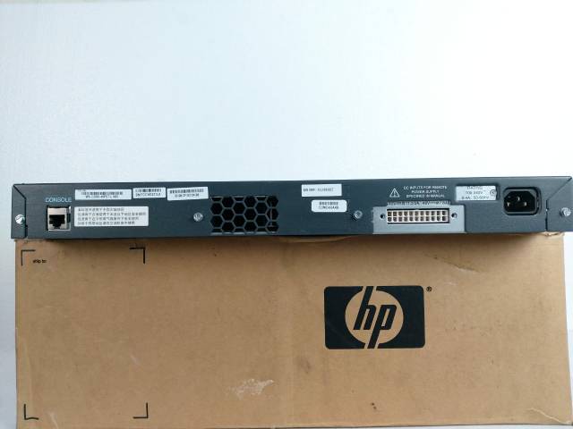 Cisco catalyst 2960 series PoE-48 Type WS-C2960-48PST-L V05 siap pakai