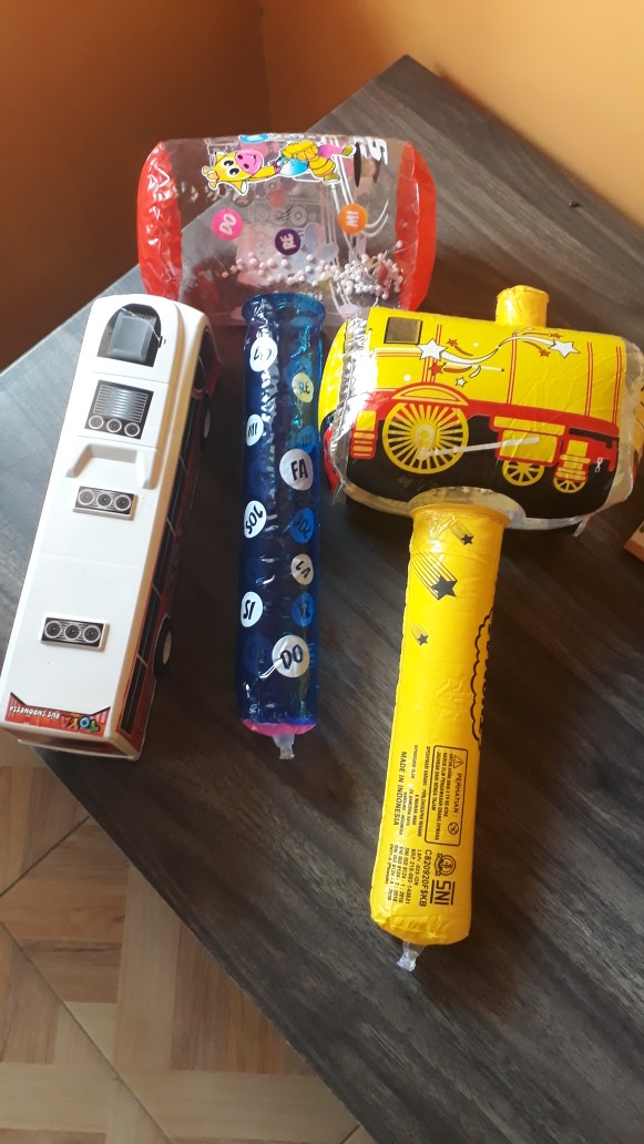 Mainan Balon Palu Transparan / Bening 45cm Ada Kincringannya