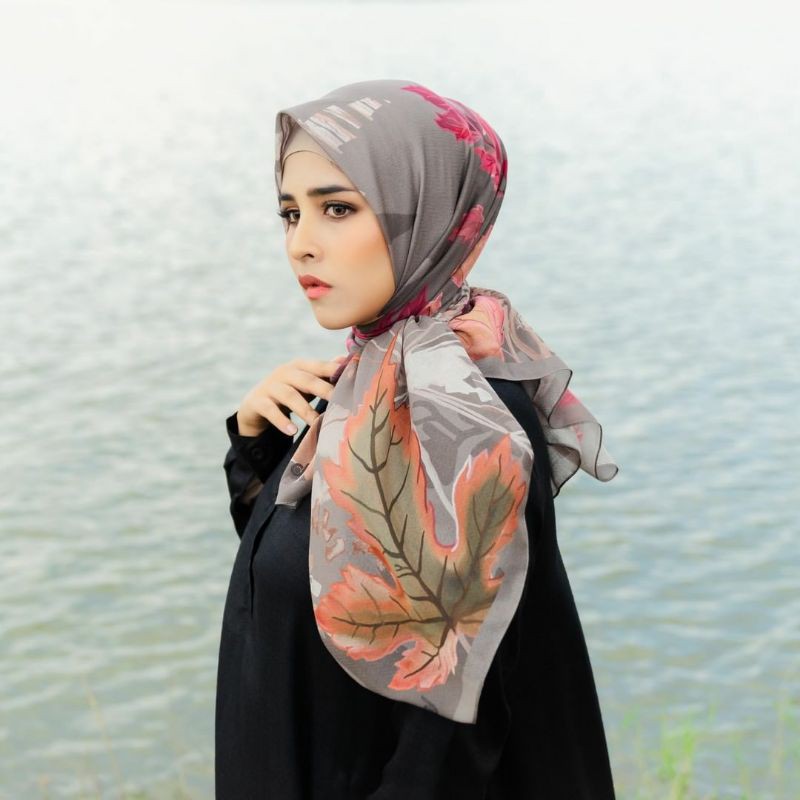 DEENAY SIGNATURE TAUPE