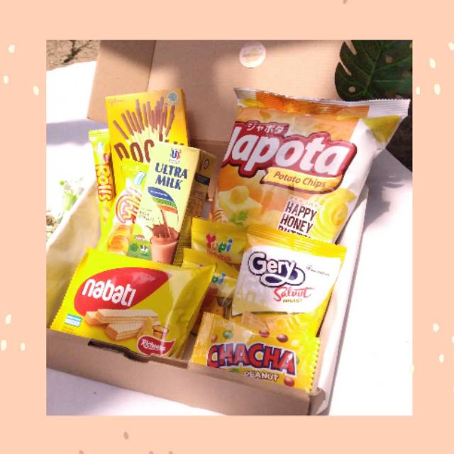 

SNACK BOX YELLOW VERSION /snack box murah /gift box