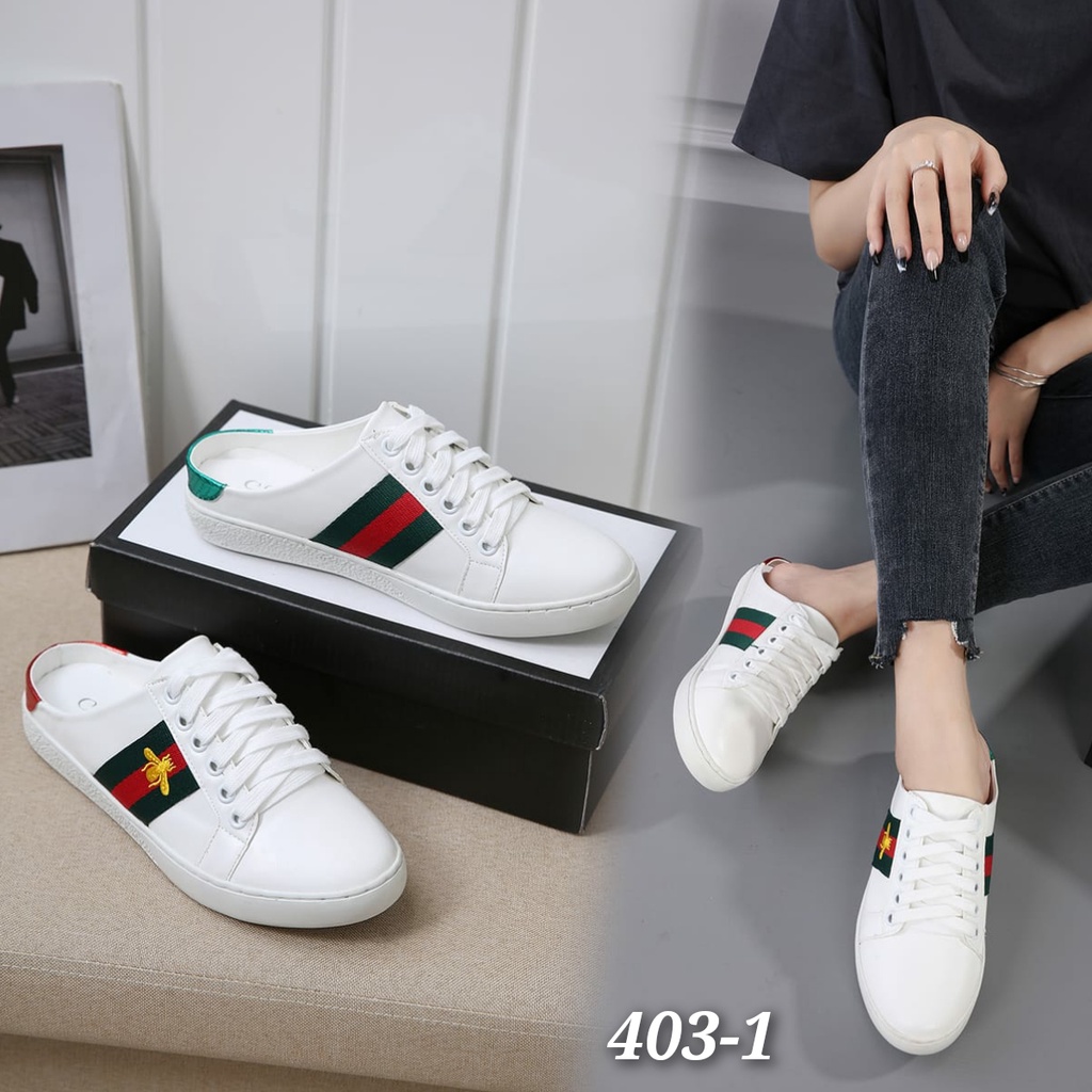 SEPATU WANITA GC SNEAKERS SLOP Motip KUMBANG.  Kode: 403-1