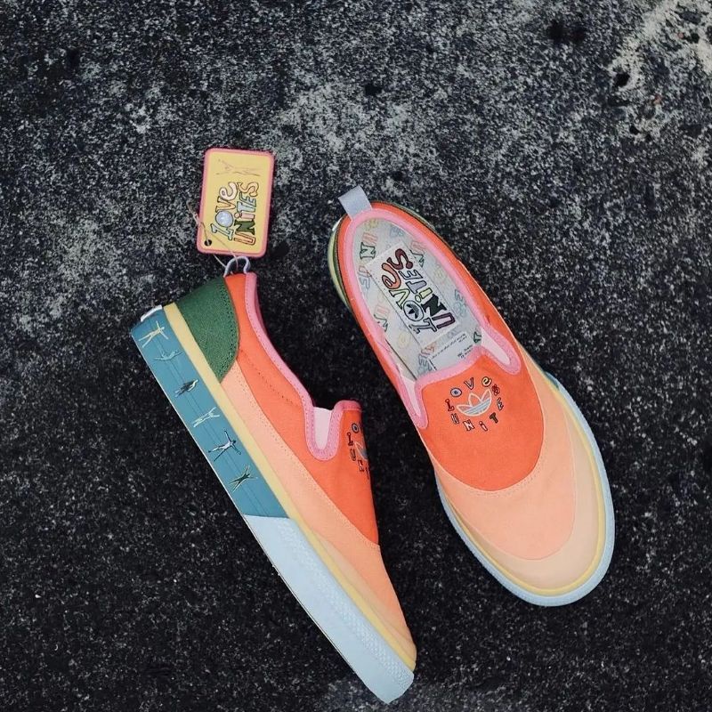 #saleenak Adidas Nizza Slip On Pride Semi Solar Red Original