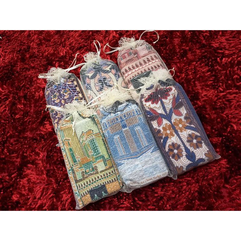 sajadah traveling plus kantong tile/sajadah souvenir pengajian/thalilan/min order 50pc