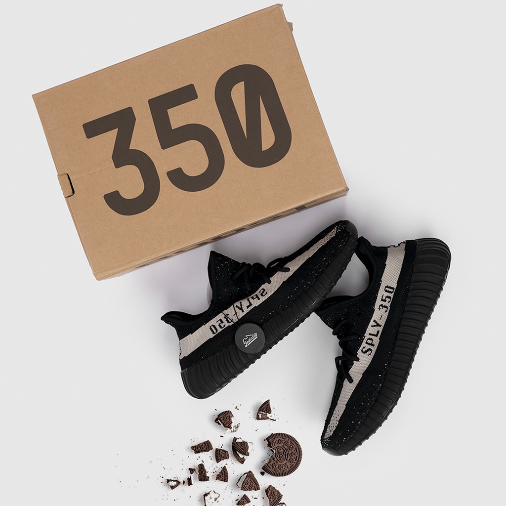 Yeezy Boost 350 V2 Oreo