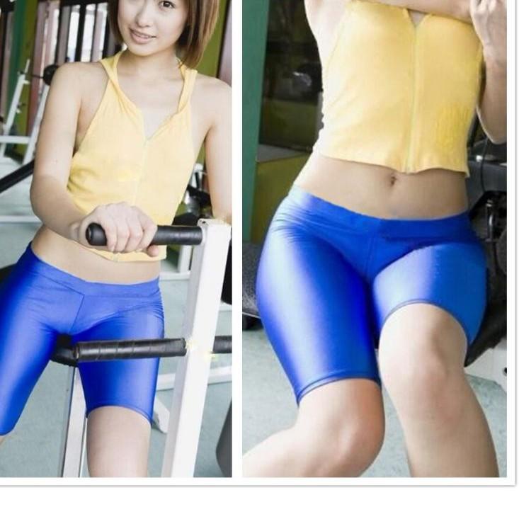 Celana pendek wanita pria import II Celana pendek licin dan mengkilat terbaru II Celana sot import