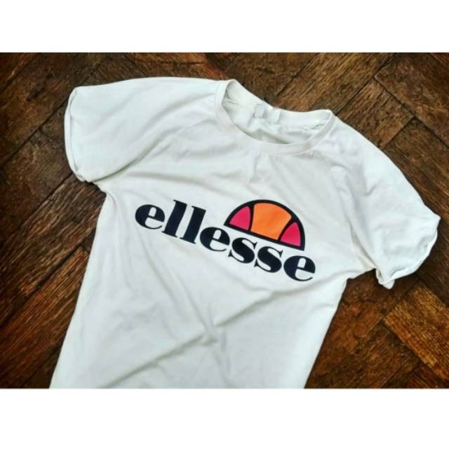 Tshirt baju kaos ellesse putih termurah terlaris casuals the jak viking curvasud bobotoh flowers