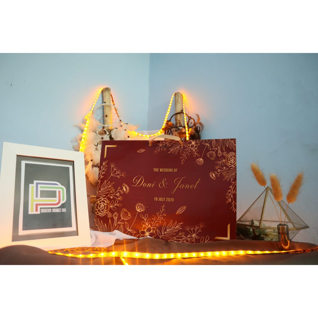 

Paperbag / Tas Kertas / Custom / Murah Meriah