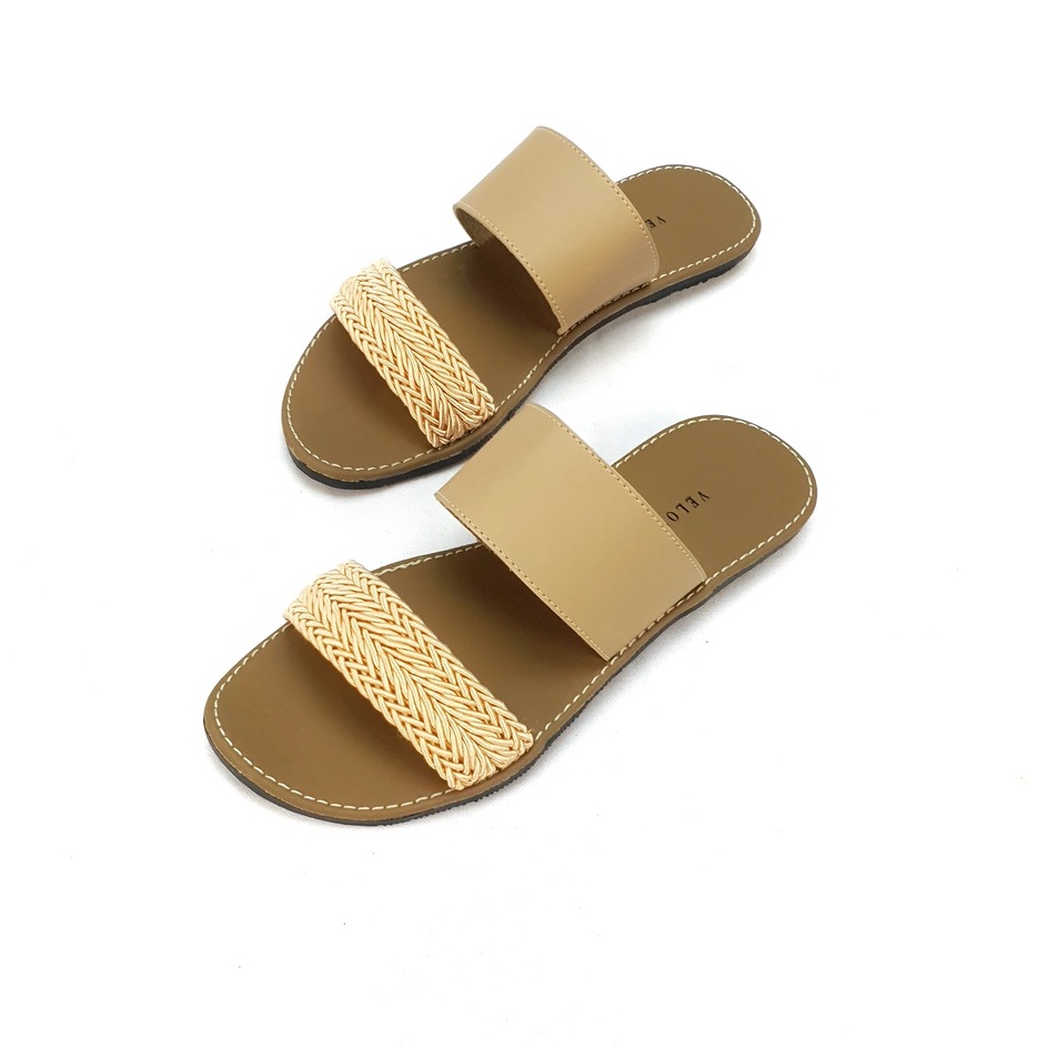 Sandal Kulit Wanita Sendal Kulit Sintetis Nonslip Sandal Slop Sandal Flat Sandal Wanita Anti Licin  Velonesia - Elena