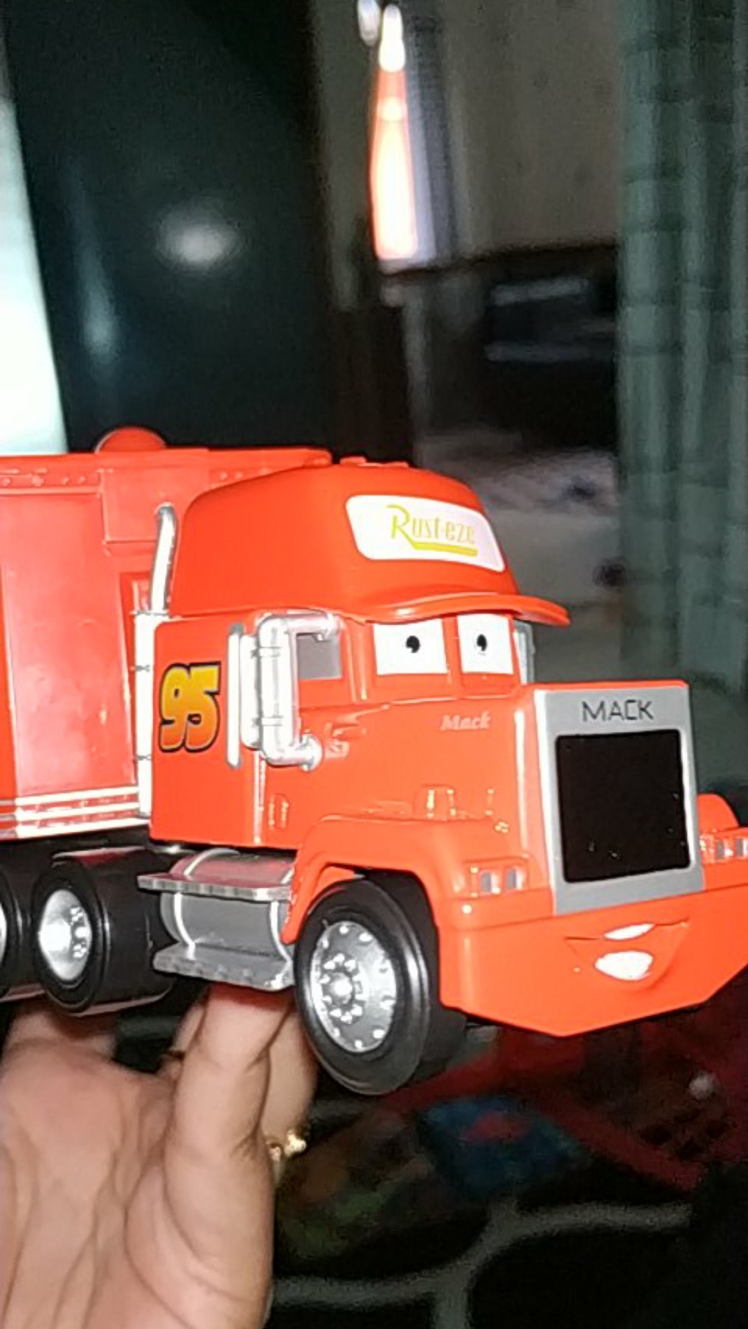  Mainan  Mobil Karakter Diecast Cars dan Truk  Kirim dari 